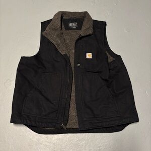 Carhartt mens vest lined with faux sheepskin size large men’s